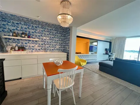 1100 West Avenue Miami Beach FL 33139