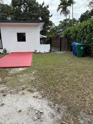 280 NE 48th Terrace Miami FL 33137