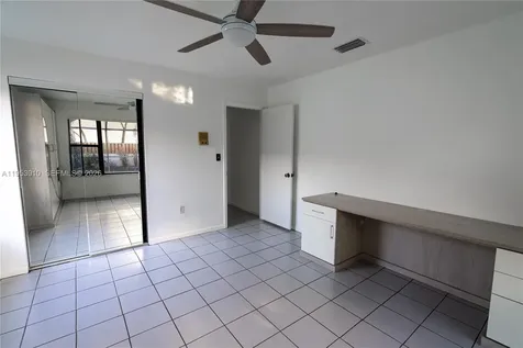 6371 Hutchinson Road Miami Lakes FL 33014
