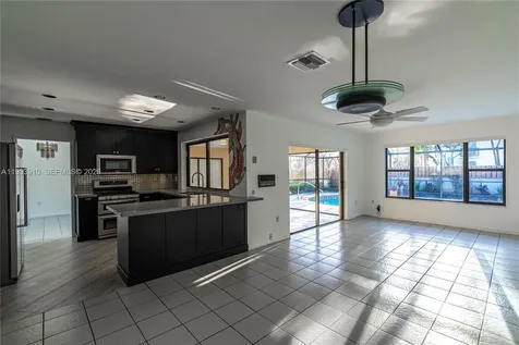 6371 Hutchinson Road Miami Lakes FL 33014