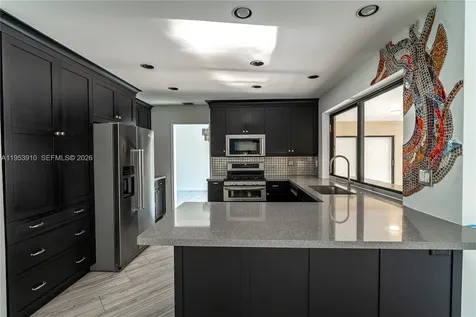 6371 Hutchinson Road Miami Lakes FL 33014