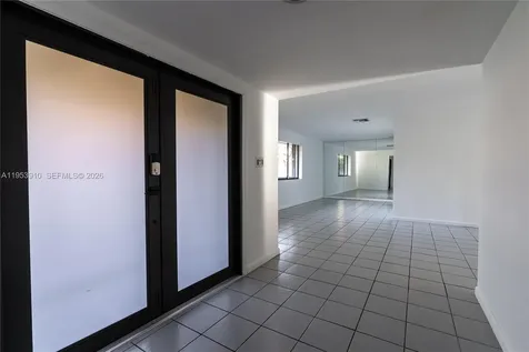 6371 Hutchinson Road Miami Lakes FL 33014