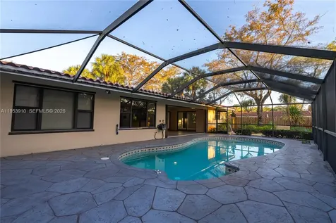 6371 Hutchinson Road Miami Lakes FL 33014