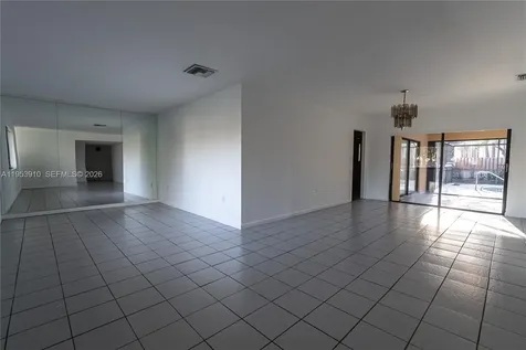 6371 Hutchinson Road Miami Lakes FL 33014