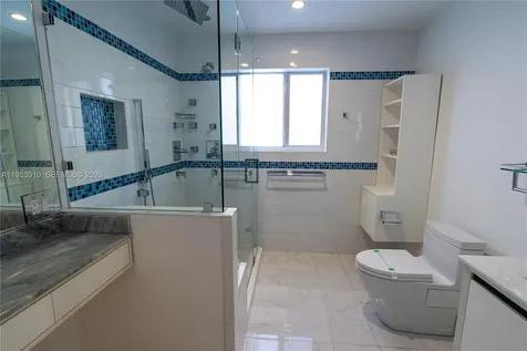 6371 Hutchinson Road Miami Lakes FL 33014