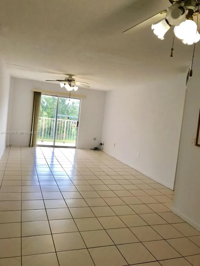North Miami Beach FL 33160
