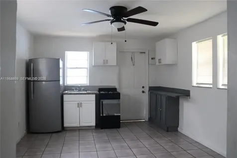5743 Lincoln Street Hollywood FL 33021