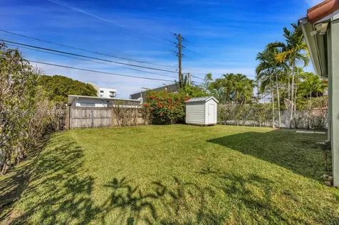 2431 SW 22nd Terrace Miami FL 33145