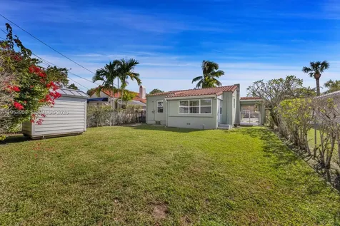 2431 SW 22nd Terrace Miami FL 33145
