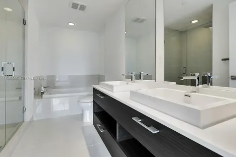 45 SW 9th Street Miami FL 33130