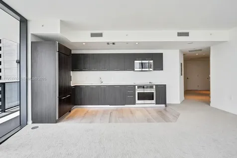 45 SW 9th Street Miami FL 33130