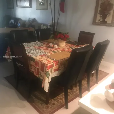 195 Lakeview Drive Weston FL 33326