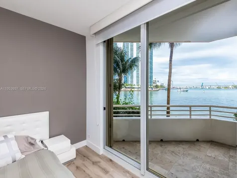 888 Brickell Key Drive Miami FL 33131