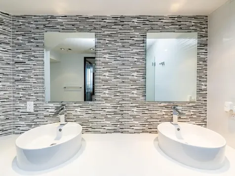 888 Brickell Key Drive Miami FL 33131