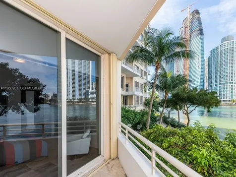 888 Brickell Key Drive Miami FL 33131
