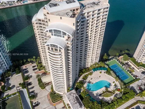 888 Brickell Key Drive Miami FL 33131