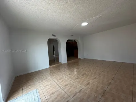 350 W 34th Street Hialeah FL 33012