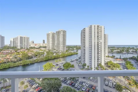 3731 N Country Club Drive Aventura FL 33180