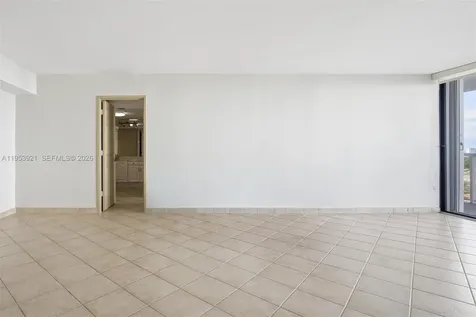 3731 N Country Club Drive Aventura FL 33180