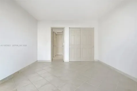 3731 N Country Club Drive Aventura FL 33180