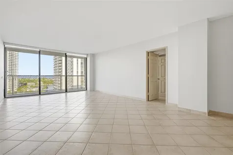 3731 N Country Club Drive Aventura FL 33180