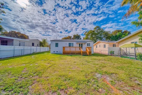 4345 SW 5th Terrace Miami FL 33134