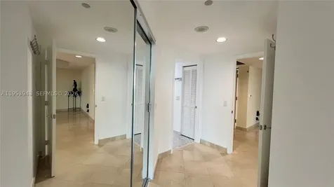 16400 Collins Avenue Sunny Isles Beach FL 33160
