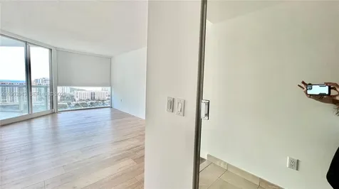 16400 Collins Avenue Sunny Isles Beach FL 33160