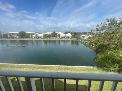 8260 SW 210th Street Cutler Bay FL 33189