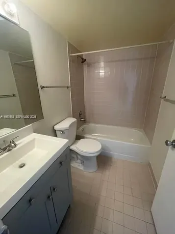 8260 SW 210th Street Cutler Bay FL 33189
