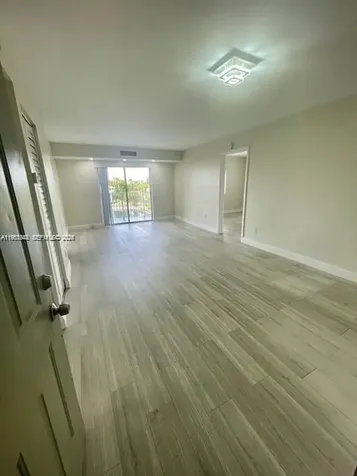 8260 SW 210th Street Cutler Bay FL 33189