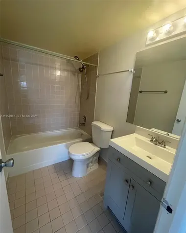 8260 SW 210th Street Cutler Bay FL 33189
