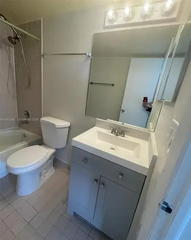 8260 SW 210th Street Cutler Bay FL 33189