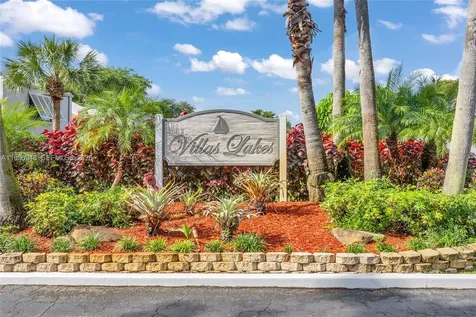 1551 NW 113th Avenue Pembroke Pines FL 33026