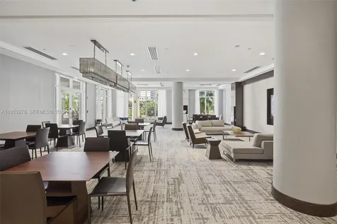 801 Brickell Key Boulevard Miami FL 33131