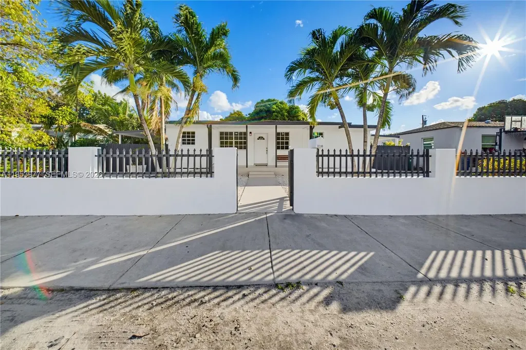2260 NW 86th Terrace Miami FL 33147