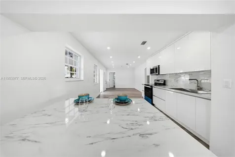 2260 NW 86th Terrace Miami FL 33147