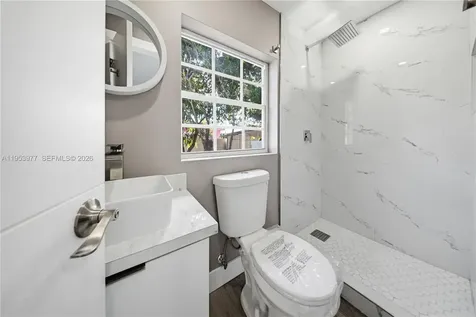 2260 NW 86th Terrace Miami FL 33147