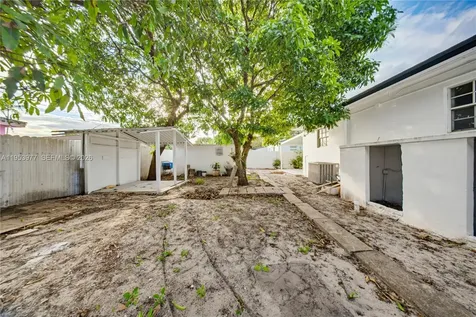2260 NW 86th Terrace Miami FL 33147