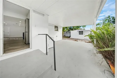 2260 NW 86th Terrace Miami FL 33147