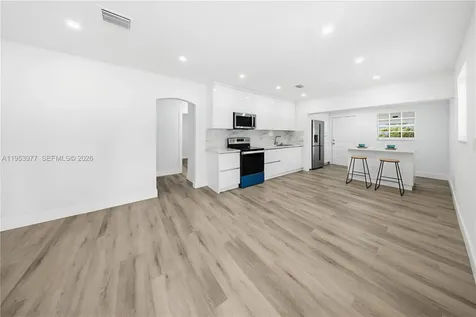 2260 NW 86th Terrace Miami FL 33147