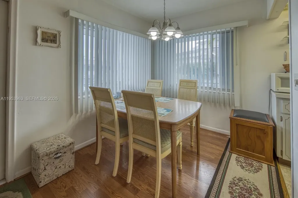 2440 Lake Osborne Drive Lake Worth FL 33461