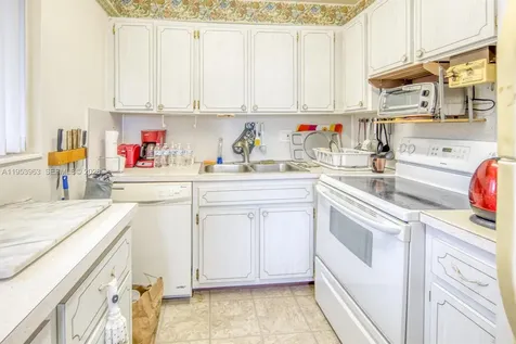 2440 Lake Osborne Drive Lake Worth FL 33461