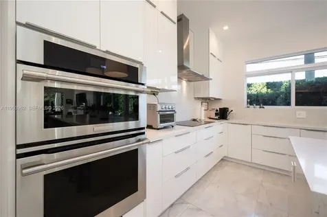 6355 SW 114th Street Pinecrest FL 33156