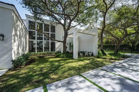 6355 SW 114th Street Pinecrest FL 33156