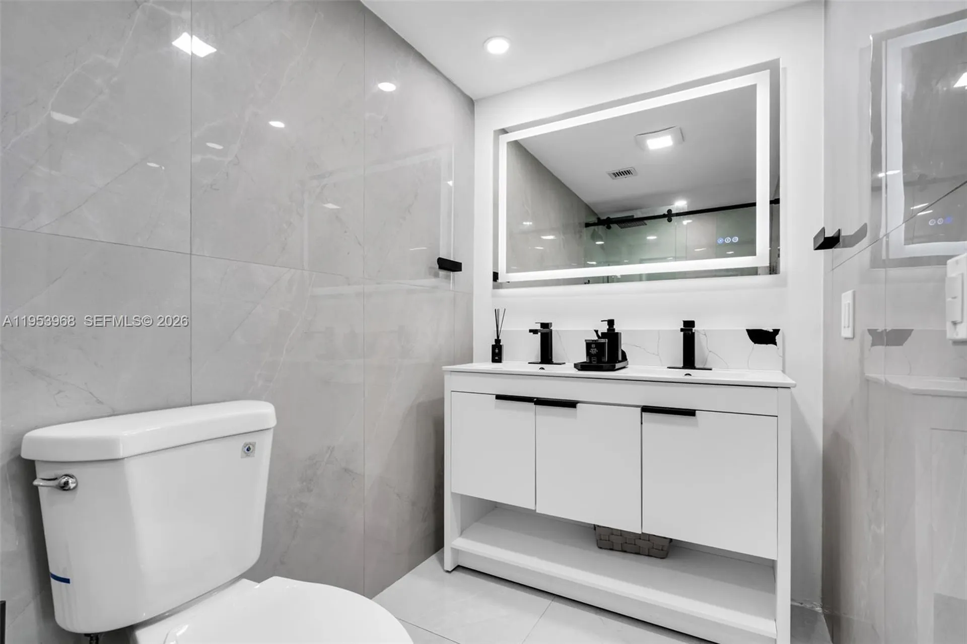 3800 Hillcrest Drive Hollywood FL 33021