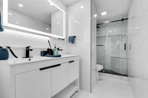 3800 Hillcrest Drive Hollywood FL 33021