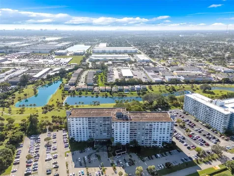 3800 Hillcrest Drive Hollywood FL 33021