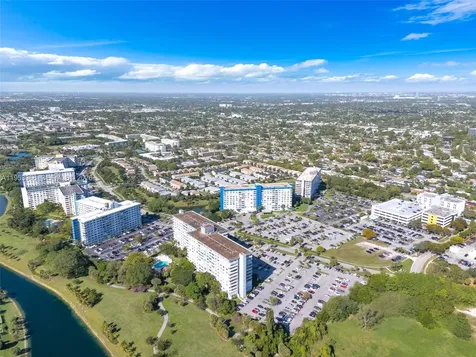 3800 Hillcrest Drive Hollywood FL 33021