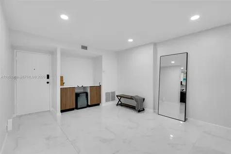 3800 Hillcrest Drive Hollywood FL 33021